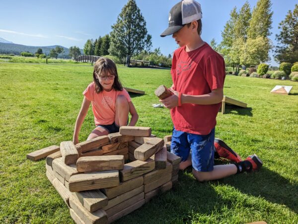 Family game time at a Sunriver Resort lodge